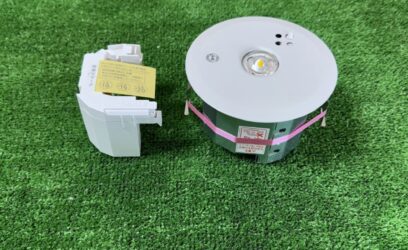 福岡県福岡市お客様から天井埋込型LEDを買取させていただきました