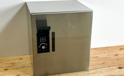 神奈川県相模原市のお客様からナスタ　宅配ボックスを買取させていただきました。