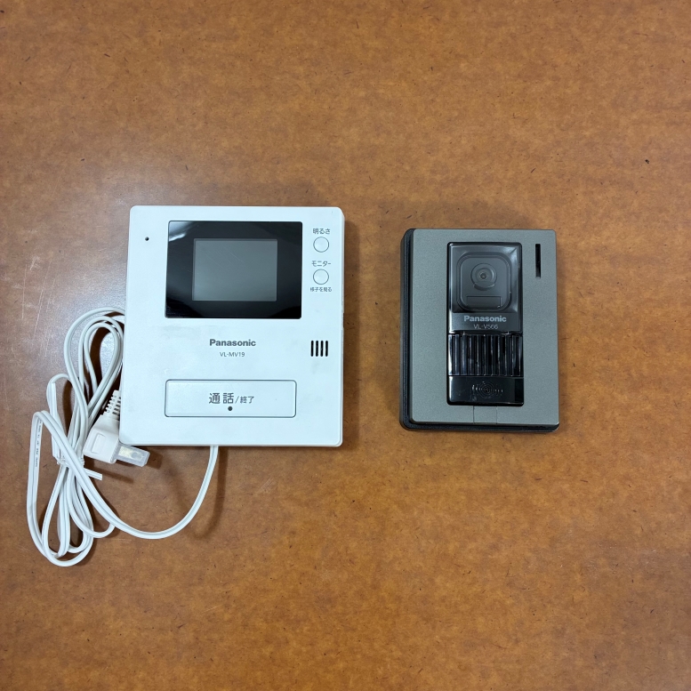 東京都江戸川区のお客様からPanasonic JS-12 テレビドアホンを買取させていただきました。